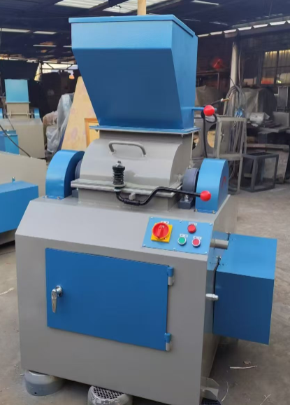 新型濕干煤錘式破碎機(jī)的維護(hù)